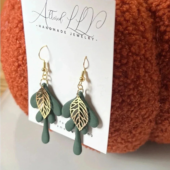 Altered Artistry Jewelry - #060 Handmade Leaf Droplet Earrings